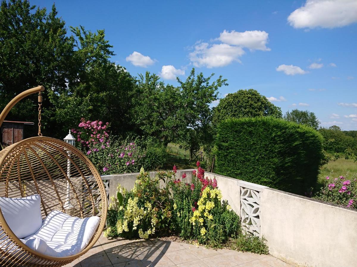 Chambre Aux Portes De Laval Entrammes Екстериор снимка