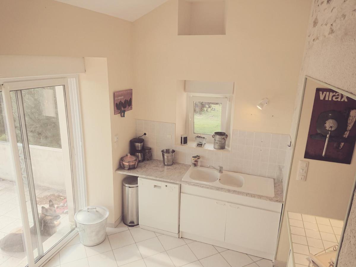 Chambre Aux Portes De Laval Entrammes Екстериор снимка